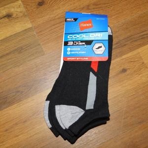 Hanes 3 pair liner Men's Socks 6-12